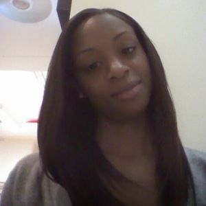 Meet your Posher, Monique